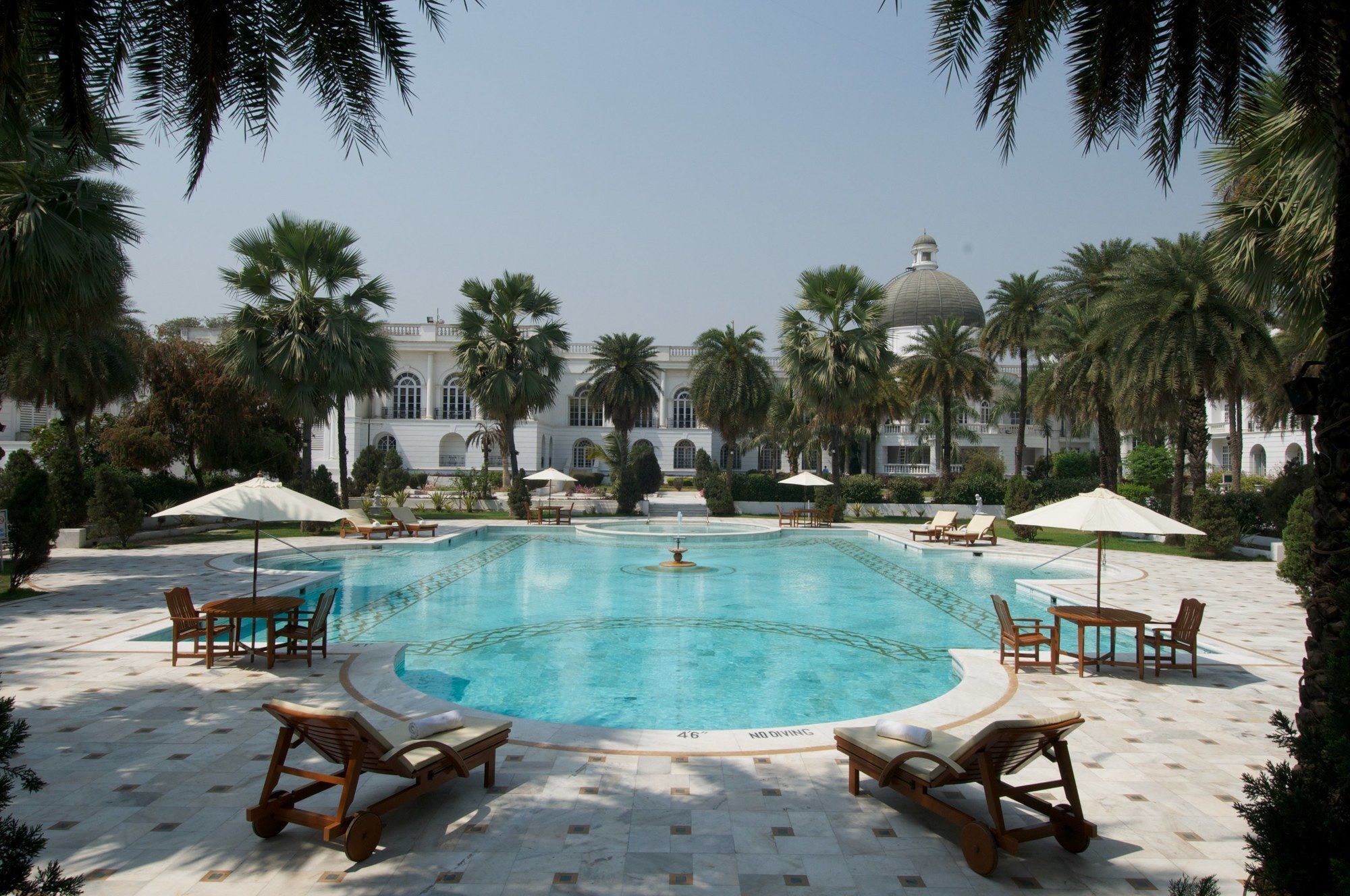 Taj Mahal Lucknow Otel Dış mekan fotoğraf